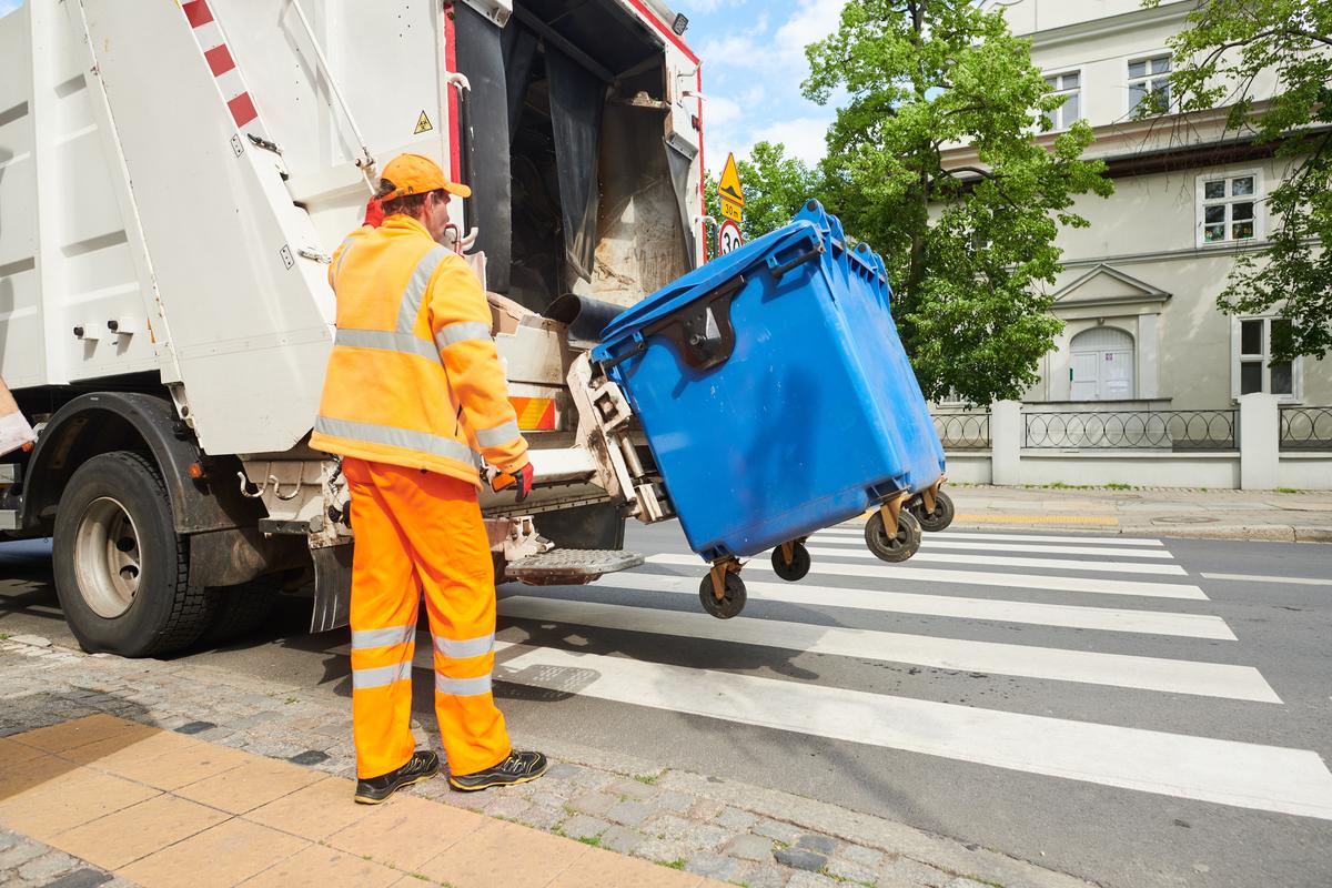 How Expert Garbage Removal Services Can Revitalize Your Home