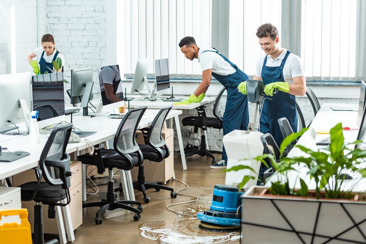 How Professional Office Cleaning Services Saves Your Business Money